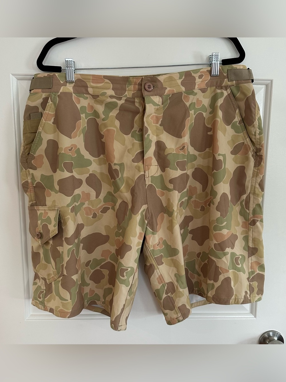 Birdwell Beach Briches Camo Swim Trunks Board Shorts Size XL EUC